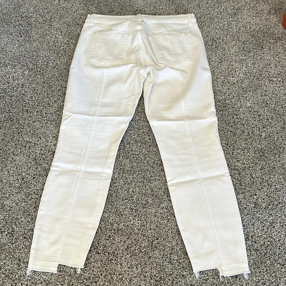 J Brand Midrise Pin Tuck White Jeans, Size 29, never worn - Picture 7 of 7